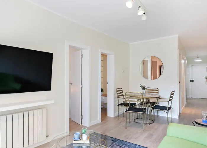 شقة Tendency Forum 4