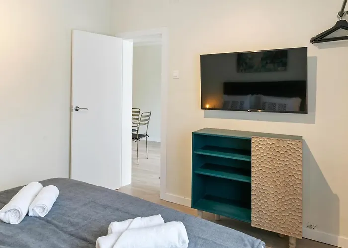 Tendency Forum 4 شقة سان أدريان دي بيزوس